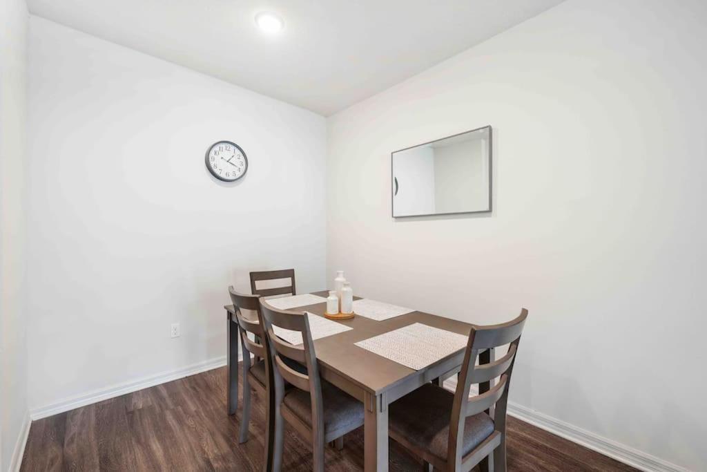 Lavish 2Br Apartment In Tampa Exterior foto